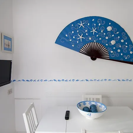 Conchiglia Blu Daire Follonica